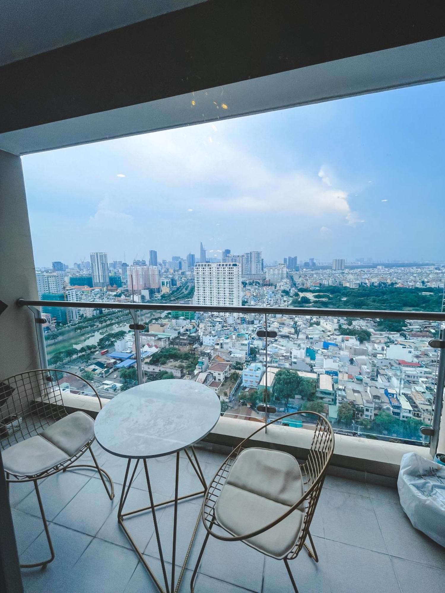 Luxury Gold Apartment 86 -Rooftop Pool Central City Ho Chi Minh City Bagian luar foto